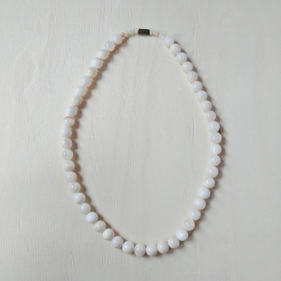 70s Vintage Chinese White Gemstone Necklace - Picture 2 of 3
